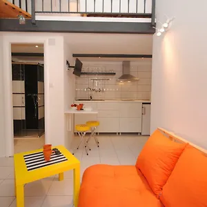  Apartment Porta