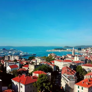 Apartment Astonishing View